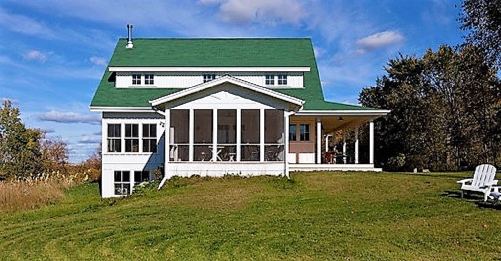 Beautiful Farmhouse for Mid-Size Family with Porch (with Plans)