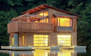 Living in this Modern Boathouse
