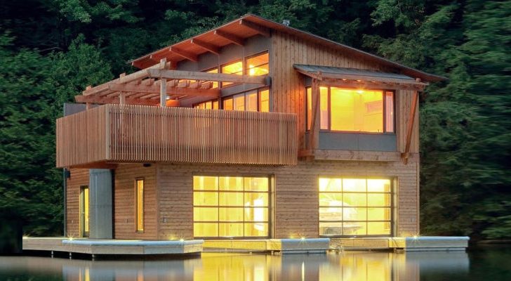 Living in this Modern Boathouse