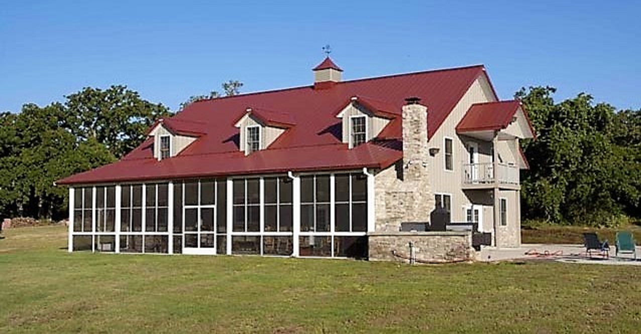 Metal Building Home w Porch, Garage & Barn