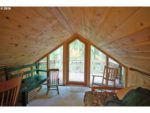 Cabin Home Nestled in the Mt.Hood Oregon