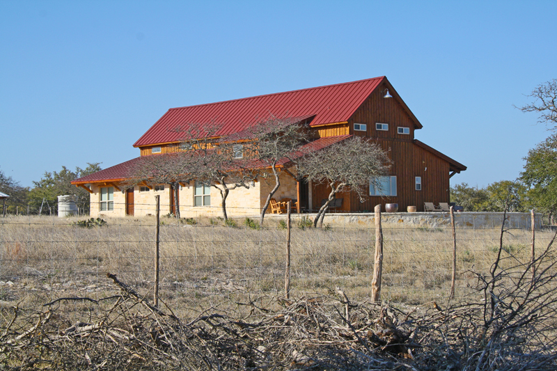 Horse Barn Home with Open Lean-tos