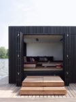 28 Houseboats That are Perfect for Relaxation