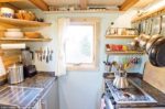 6 Ways to Organize Tiny Homes (1)