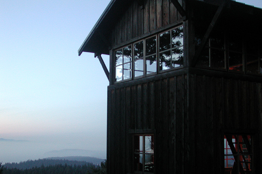 Magnificent Cabin on San Juan Island