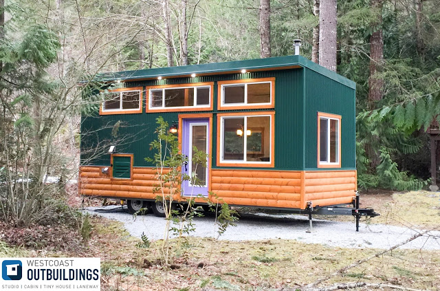 Tiny Home with Unique and Eye-catching Exterior