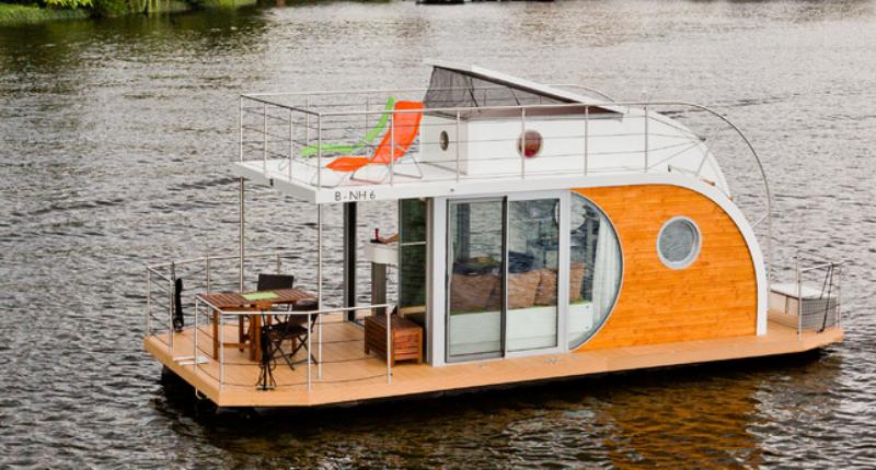 Nautino Mini Houseboat