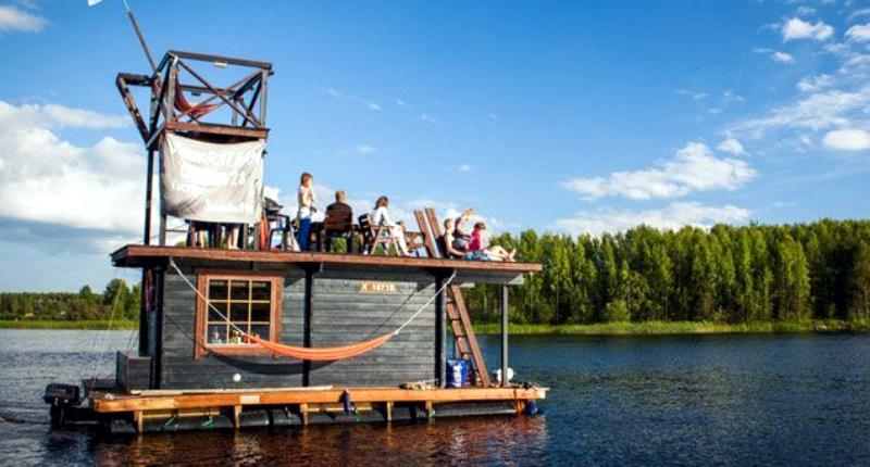 Sauna-raft as the perfect place to relax