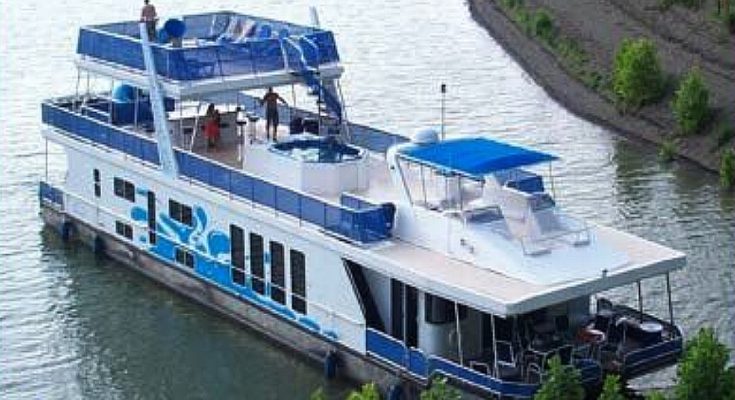 Houseboat Rental