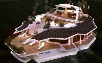 Luxury Houseboats