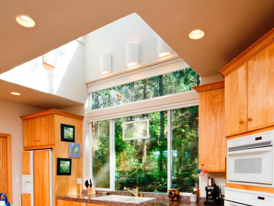 adding-skylights-to-your-home-to-save-energy-and-increase-natural-light