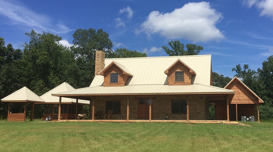 This is a 3 bedroom, 2.5 bathroom, 1846 square foot farmhouse style ...